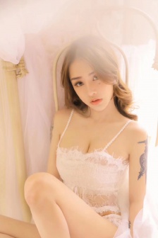 南宫博